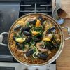 13-5-inch-paella-pan-with-lid-heavy-duty-carbon-steel-for-perfect-searing_1