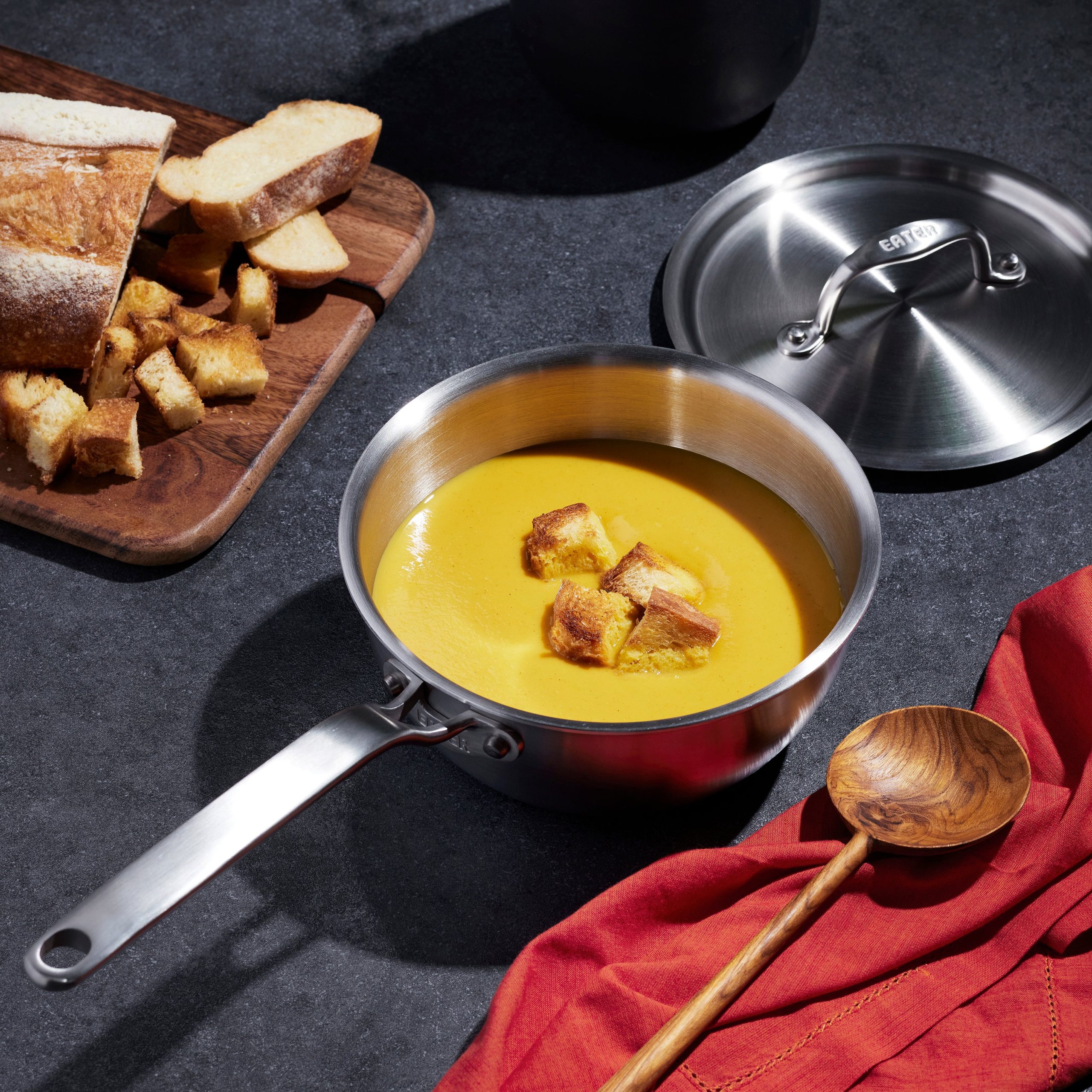 premium-2-quart-saucier-pan-with-lid-ideal-for-sauces-risottos-more_5